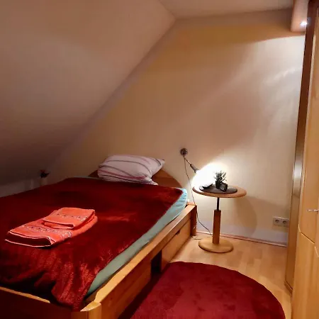 Habitat Himmelgeist Privatunterkunft *